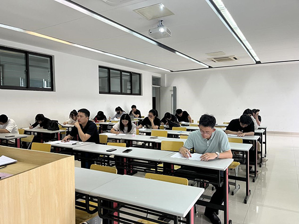 苏州百年职业学院