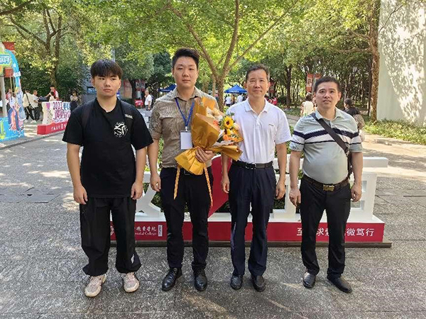 苏州百年职业学院