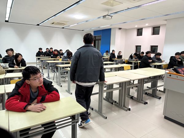 苏州百年职业学院