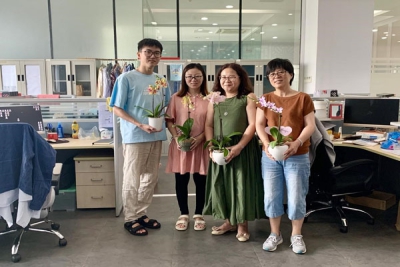 情系百年人  慰问暖人心——学校工会开展教师节慰问活动