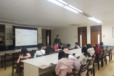 我院校园文化艺术节系列活动——读书分享会成功举办