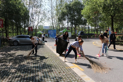 共建文明卫生校园 喜迎国庆中秋佳节—我校开展全校卫生大扫除活动