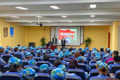 讲座观澜,故事背后有力量——我校邀请李凯城教授为2020级新生授课