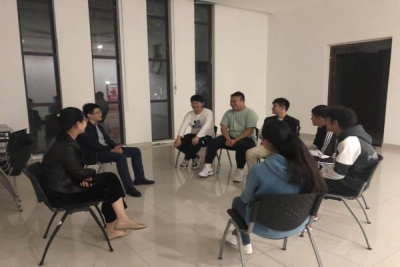 工学院举行20级学生座谈会