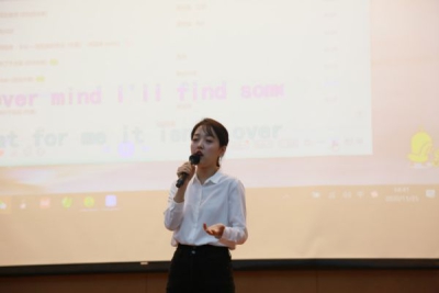 我校首届教职工歌唱比赛圆满落幕