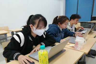 商学院学子在2021年度“Shopee杯”全国跨境电商创新创业公益大赛（华东赛区）中获得佳绩