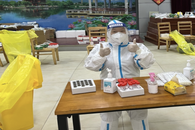 坚守人民教师本色，当好抗击疫情“战斗员”——百年学院抗疫志愿者秦箐老师