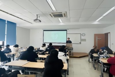 强化安全意识,规范走读管理 —— 艺术设计学院开展走读生安全教育