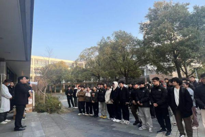 “预防为主,生命至上”—— 我校开展2024年度消防疏散救援演练活动