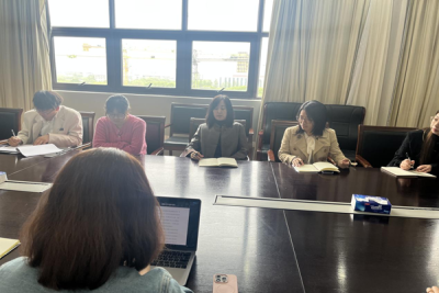 艺术设计学院召开系列师生座谈会