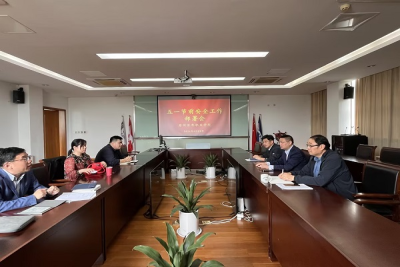 我校开展“五一”节前校园安全 工作大检查